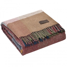 Arequipa blanket, burgundy with beige.