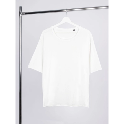 
                                                Oversized unisex Vozduh milk-white t-shirt.
                                                
