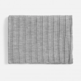 Metelitsa silver-grey melange scarf.