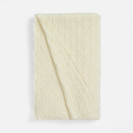 Braidera white (milky) blanket.