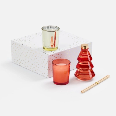 
                                                Festive Touch set, red
                                                