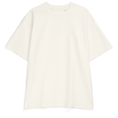 
                                                Oversized white Kangas t-shirt.
                                                