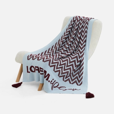 
                                                Custom-made Levin Grand blanket, M, acrylic.
                                                