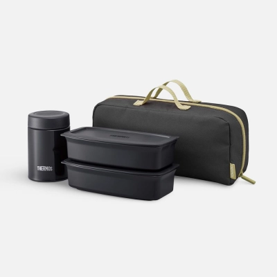 
                                                Set with a thermos and containers in a Jea thermos bag, black.
                                                