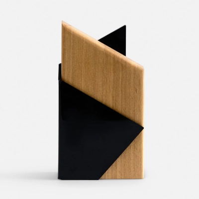 
                                            Stela Majestas Majestas Stela
                                            