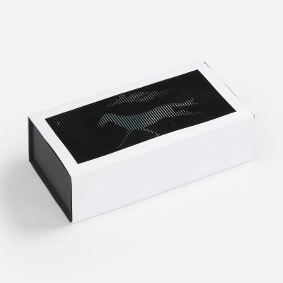 
                                                Box 