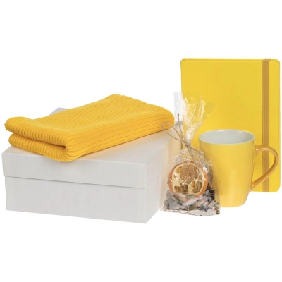 
                                                Set of pastels, yellow.
                                                