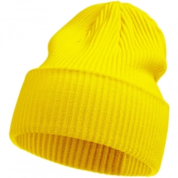 Franky's bright yellow cap.