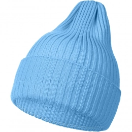 Bright blue Yong cap.