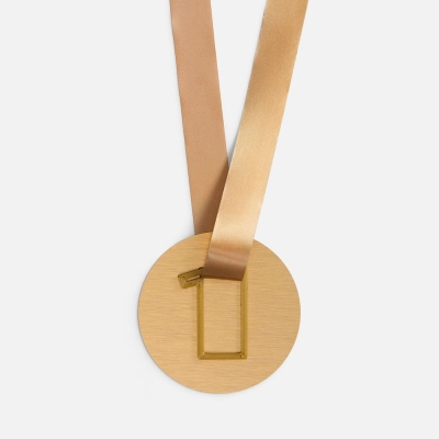 
                                                Медаль Fundo, золотистая с 3D-подвеской Symbol, цифра 1
                                                