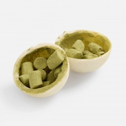 Sweet Spot chocolate bomb, green matcha