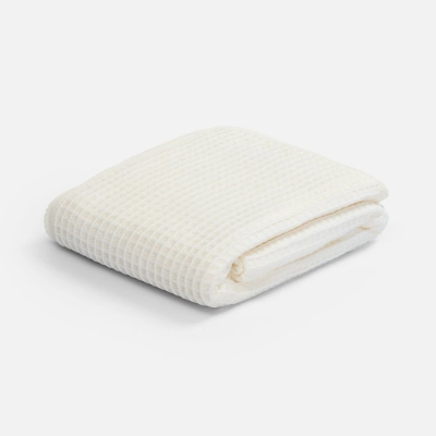 
                                                Nubeli blanket, milky
                                                