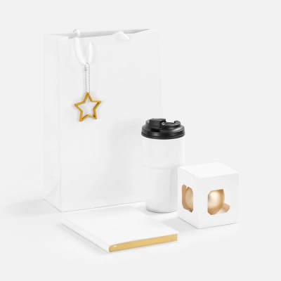 
                                                Astrela set, white with gold accents.
                                                