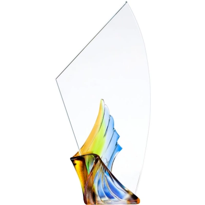 
                                            Стела Fair Wind
                                            