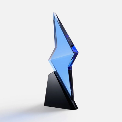 
                                                Flash Forward stele
                                                