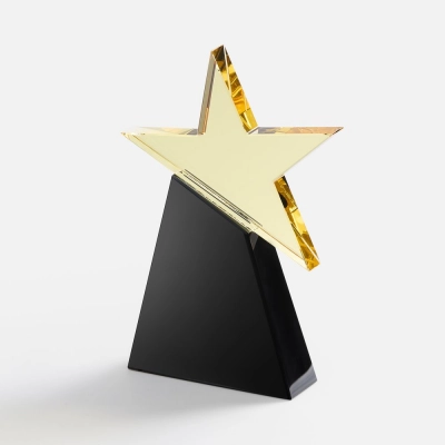 
                                                Стела Stardom
                                                