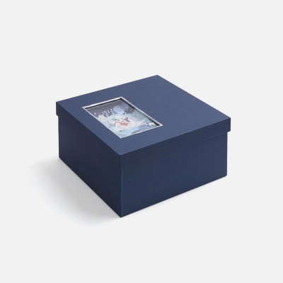 
                                                Коробка The Blue Bear, L
                                                