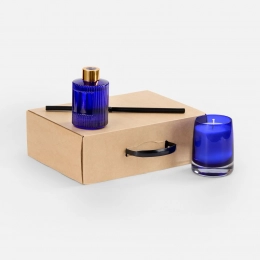 Fragnola set, spicy wood and cardamom, dark blue.