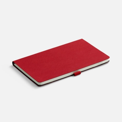 
                                                Lungo undated red diary.
                                                