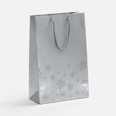 
                                                Wintry package, silver.
                                                