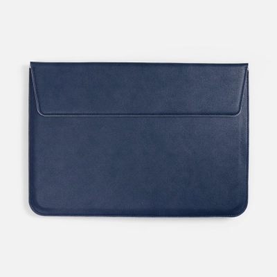 
                                                Petrus laptop case, blue.
                                                