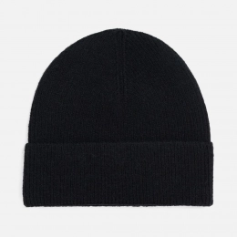 Color Boom black cap.