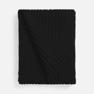 
                                                HappyGo black scarf
                                                