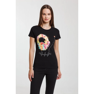 
                                                Women's Feel The Beat T-shirt, black
                                                