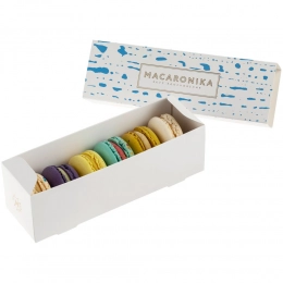 Set of 6 macaron pastries