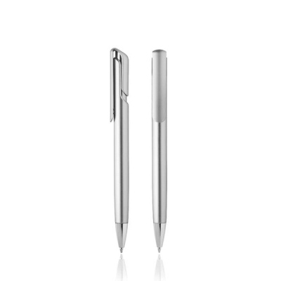 
                                                Plastic pen in a metallic color
                                                