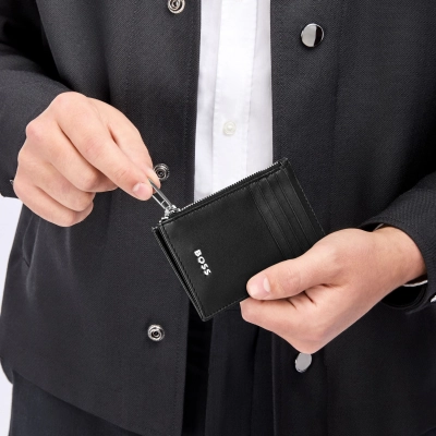 
                                                Кошелек для карт с замком Classic Smooth Black
                                                