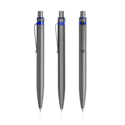 
                                            Переработанная алюминиевая ручка с цветным акцентом
                                            