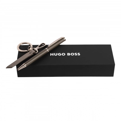 
                                                Подарочный набор HUGO BOSS: ручка и брелок - HAK311H + HSC3114H
                                                