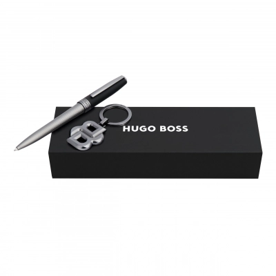 
                                                Подарочный набор Hugo Boss: ручка и брелок HAK567D + HSW5544A
                                                
