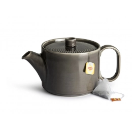 Tea pot