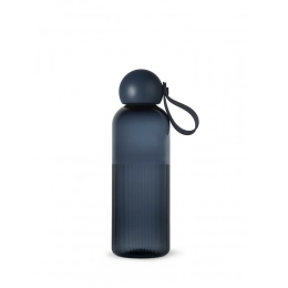 Синяя бутылка для воды