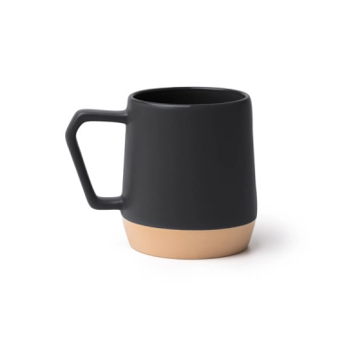 
                                                MUG CARVER TIDAK BLACK
                                                