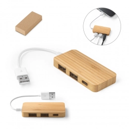 Хаб с 2 портами USB-A и 1 портом USB-C из бамбука MOSER