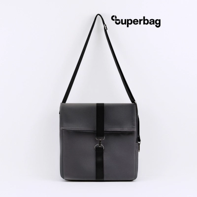 
                                                Shopper Tote Superbag Companion (gray with black)
                                                