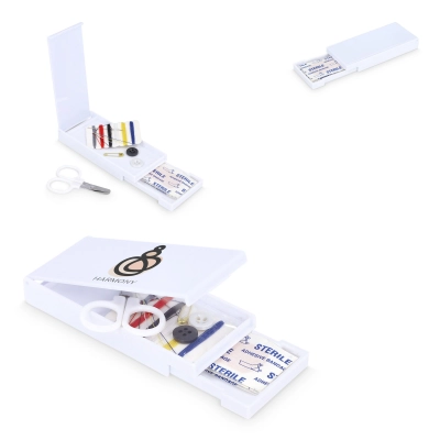 
                                                Travel sewing and plaster set in PP case
                                                