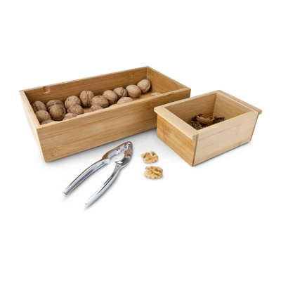 
                                                Nutcracker set // Nux
                                                