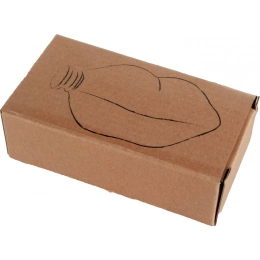 Lip shaped flask 178 ml