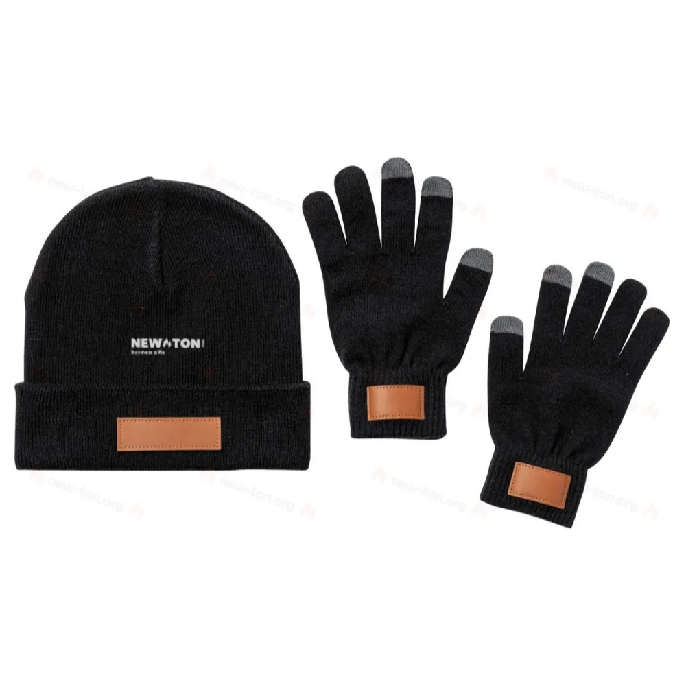 
                                                hat and gloves set
                                                