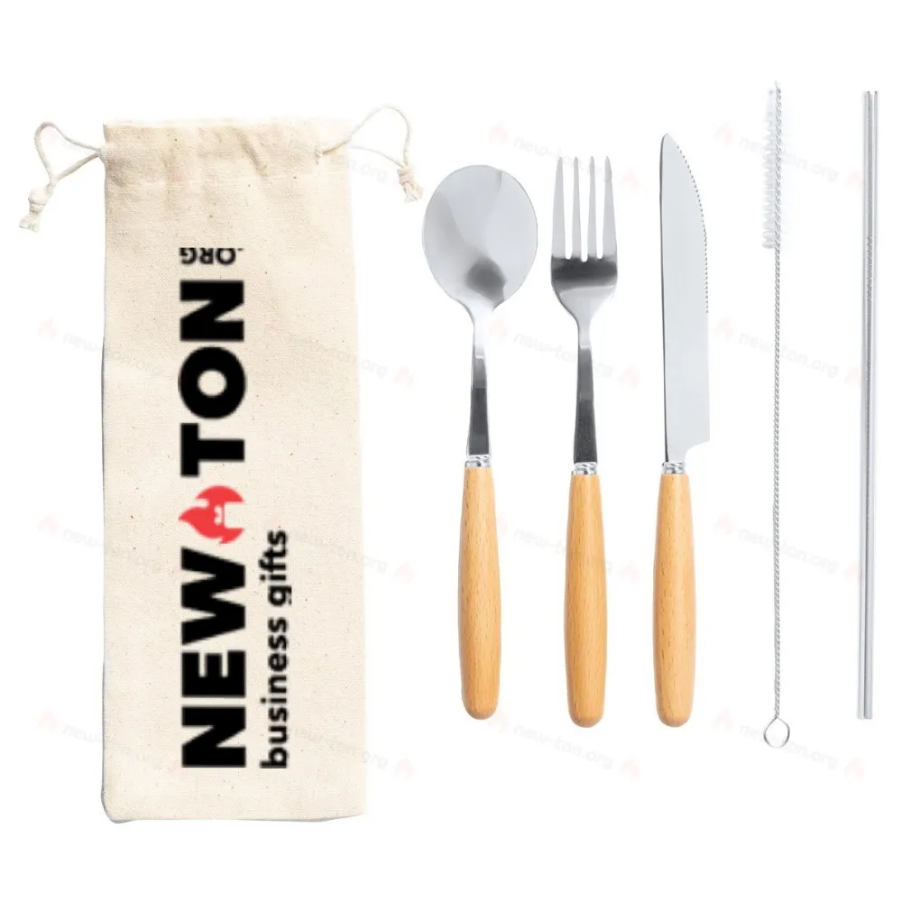 Набор столовых приборов