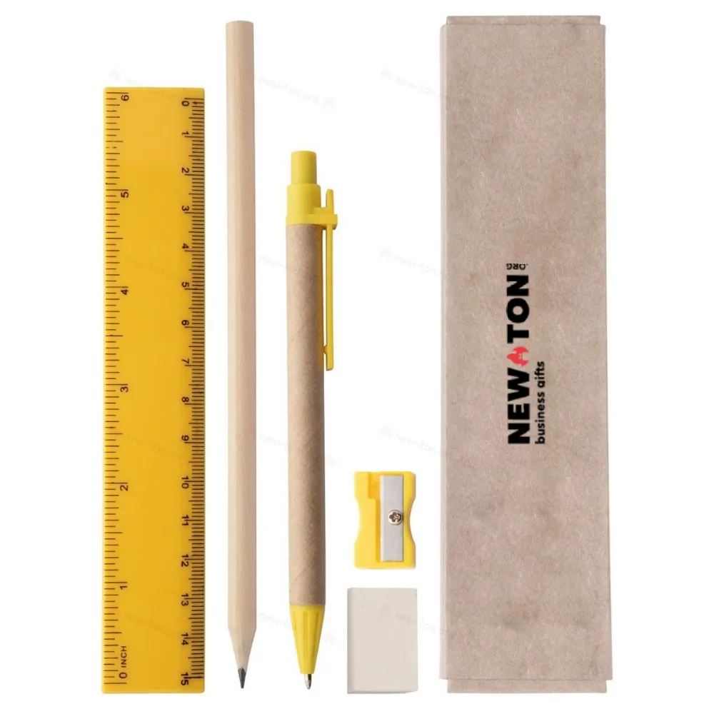 
                                            Набор канцелярских принадлежностей
                                            