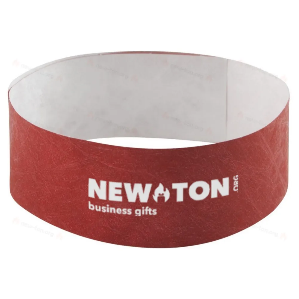 Браслет на запястье