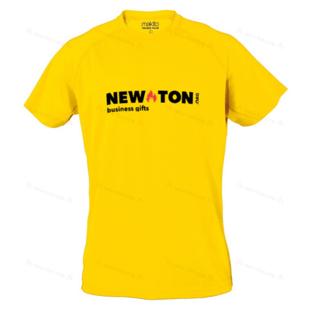 Спортивная футболка