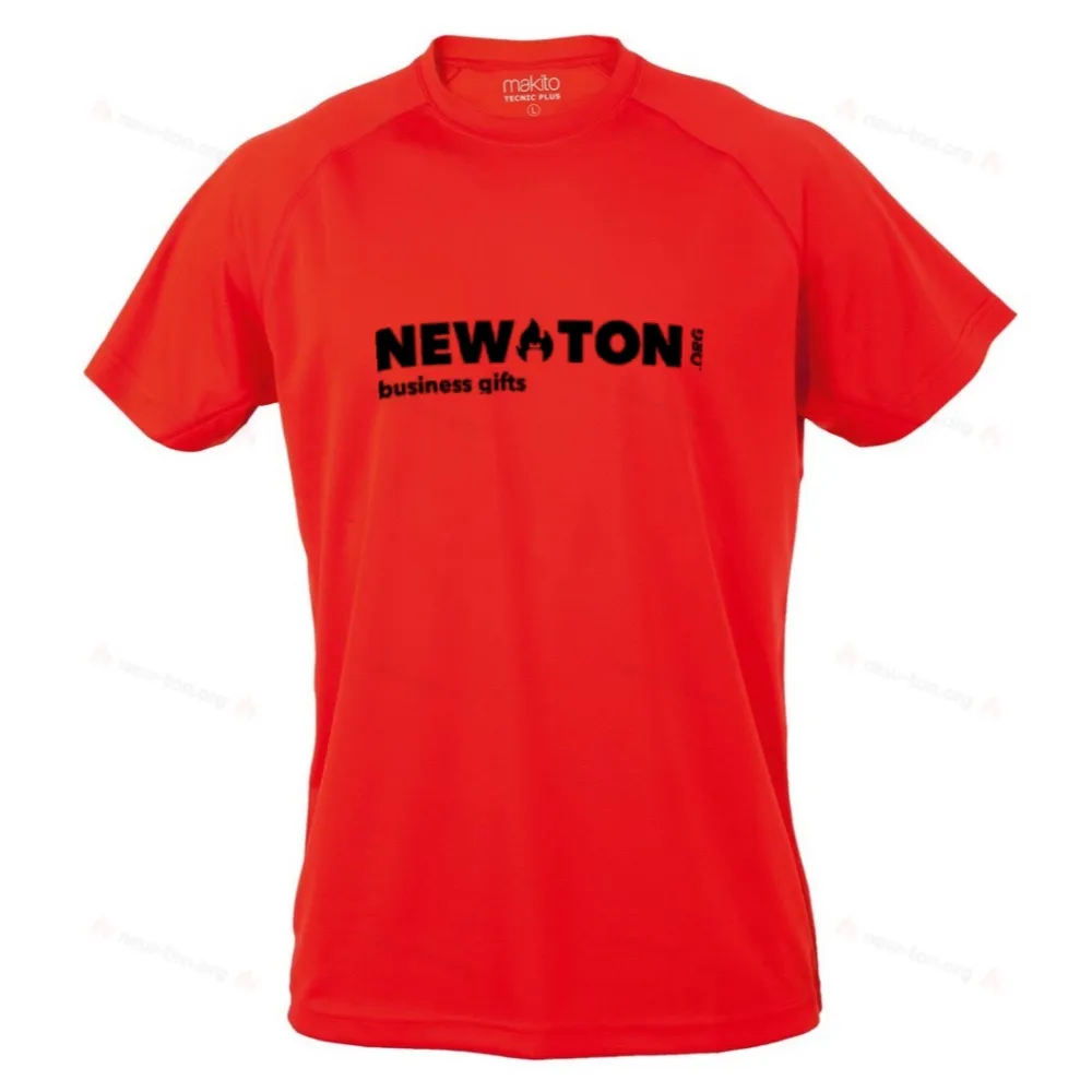 Спортивная футболка