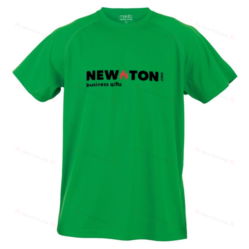 Спортивная футболка