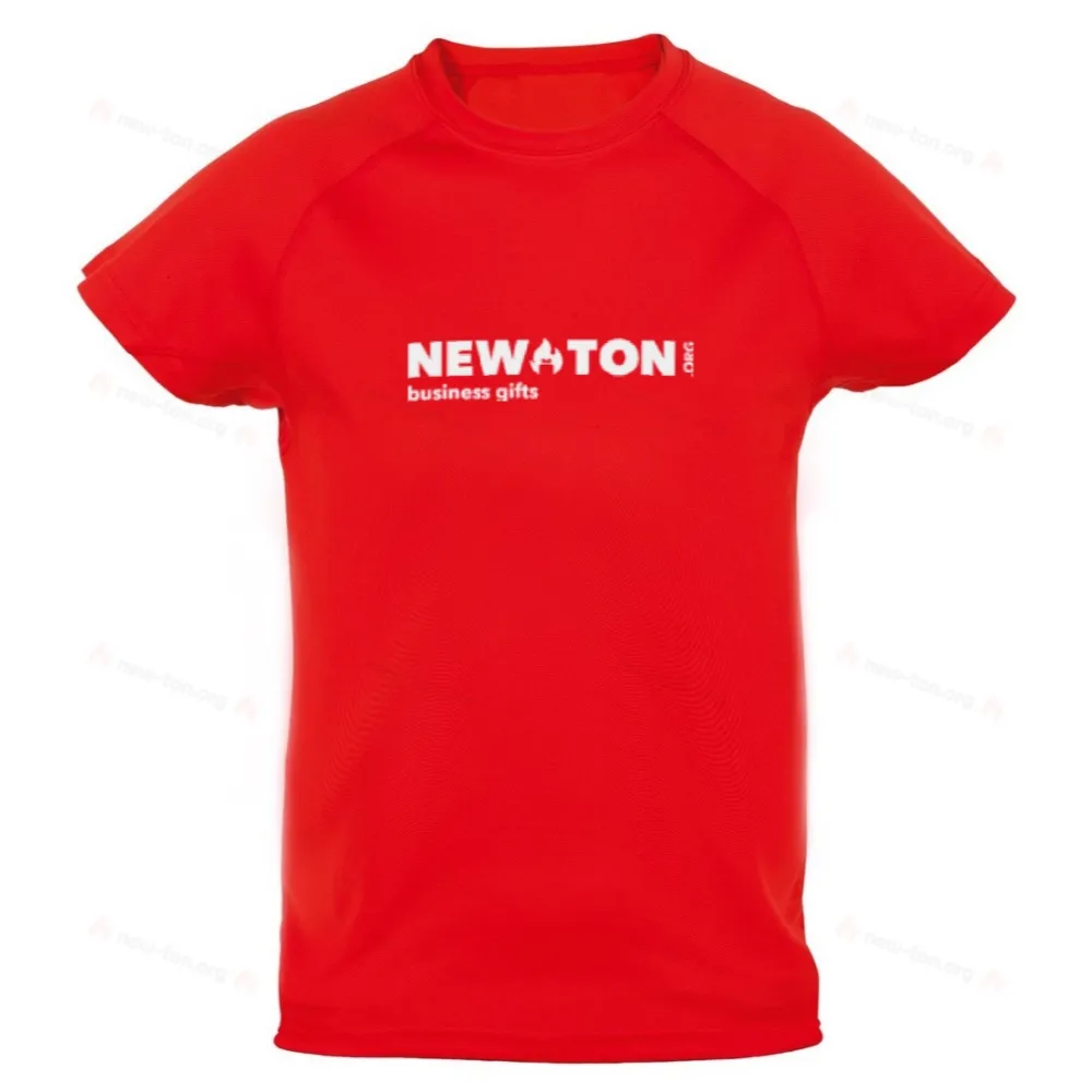 Детская спортивная футболка.